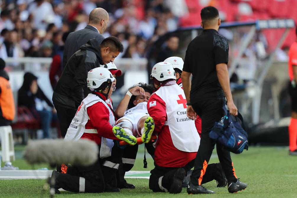 Marco Angulo sufre ‘trauma en su rodilla derecha’ y su tiempo de baja en Liga de Quito aún es incierto