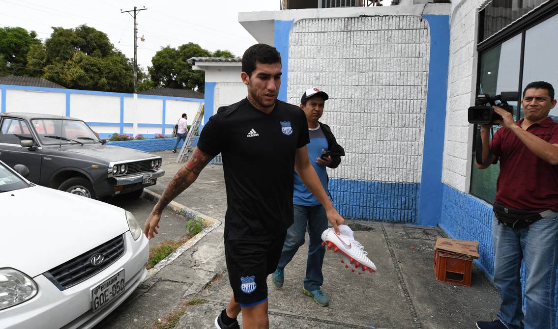 FIFA obliga a pagar a Emelec por ‘incumplimiento de contrato’ con Leandro Vega