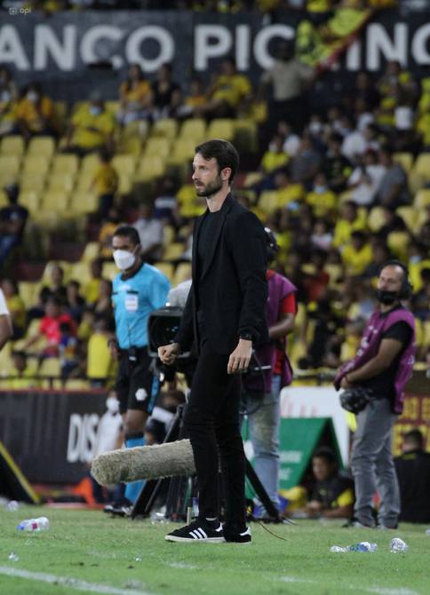 Pese a la derrota, Andrés García, DT de Orense, cree que su equipo salió bien ante un ‘Barcelona SC potente’