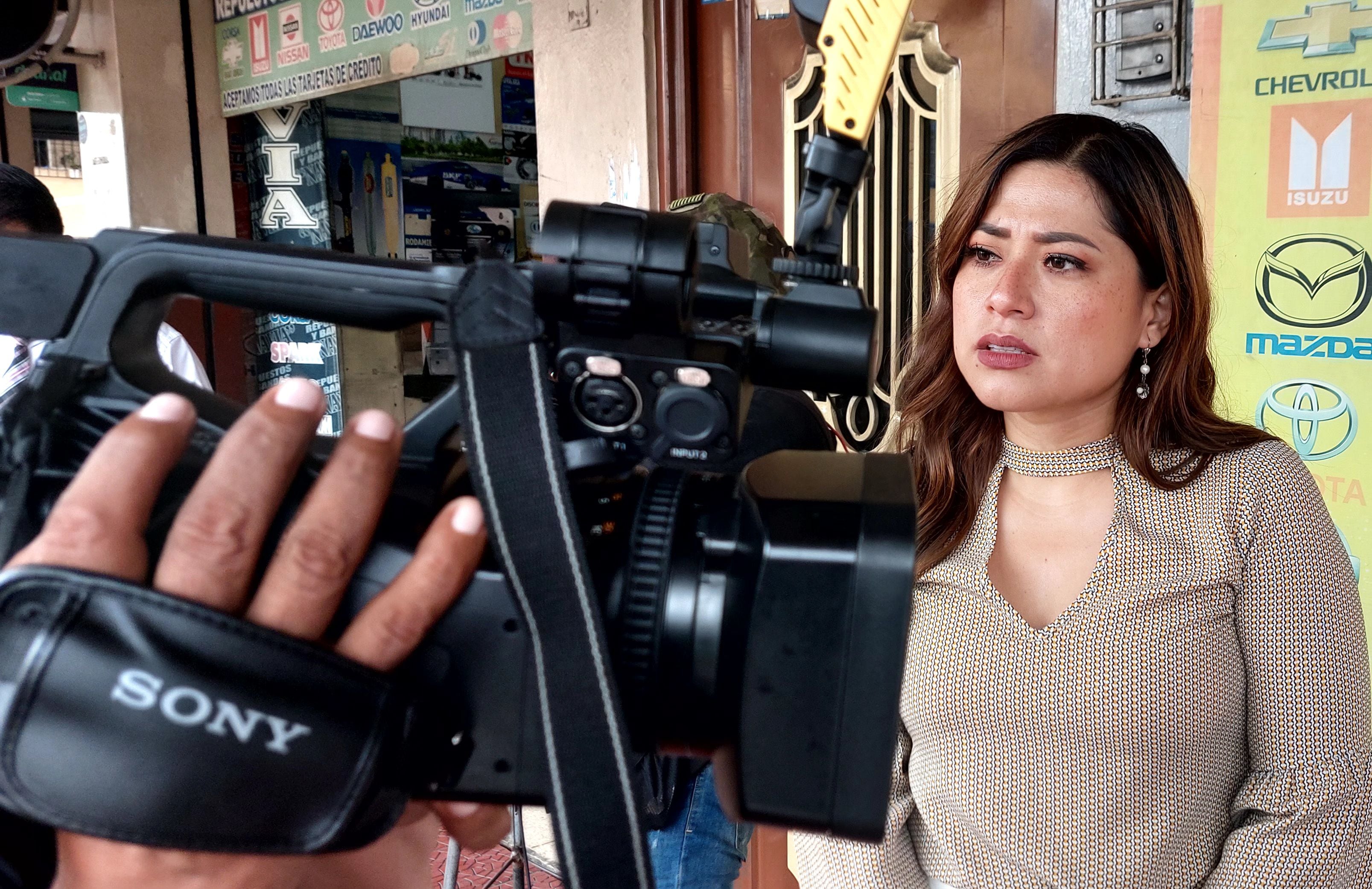 Por tercera vez, delincuentes atacaron a equipo periodístico de Teleamazonas y le robaron la cámara