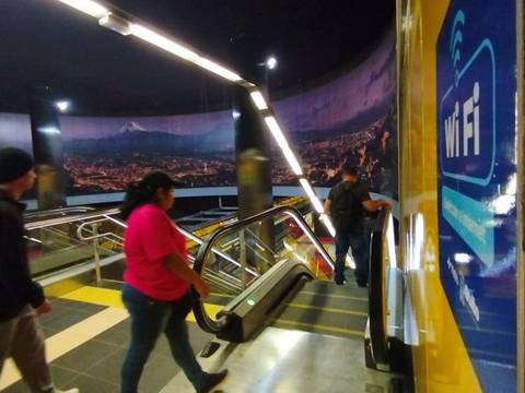 Las estaciones Iñaquito y Labrador del Metro de Quito ya cuentan con acceso a internet 