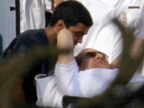 Mubarak con arresto domiciliario en hospital