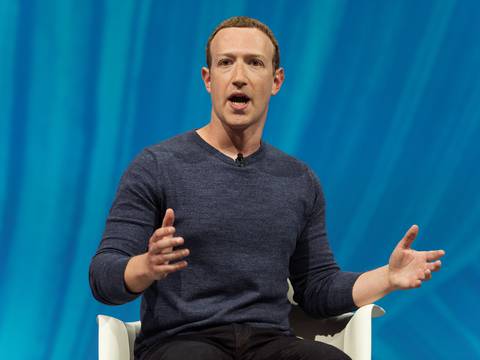 Por qué Mark Zuckerberg quiere ‘infligir dolor’ a Apple