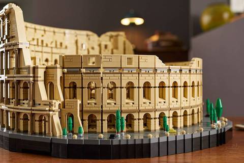 (VIDEO) Así es la réplica del Coliseo Romano que LEGO venderá desde el 27 de noviembre