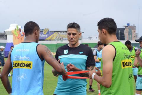 Norberto Araujo deja su cargo como DT de Cumbayá FC: ‘Hoy doy un paso al costado’