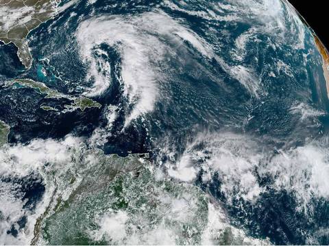Parte del Estado de Florida se declara en emergencia ante llegada de la tormenta Nicole