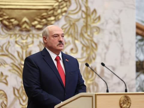 Alexander Lukashenko fue investido en una ceremonia secreta en medio de las protestas en Bielorrusia