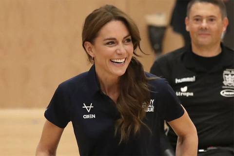¿Kate Middleton sale del hospital? Se cumplen dos semanas de la misteriosa operación abdominal de la princesa de Gales mientras medios españoles hablan de “coma inducido” tras una posible “histerectomía”