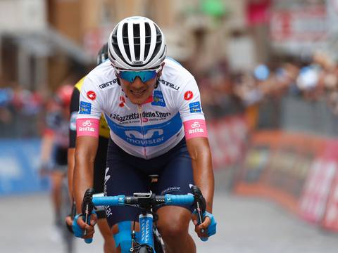 Ecuatoriano Richard Carapaz llegó segundo en etapa 19 del Giro de Italia
