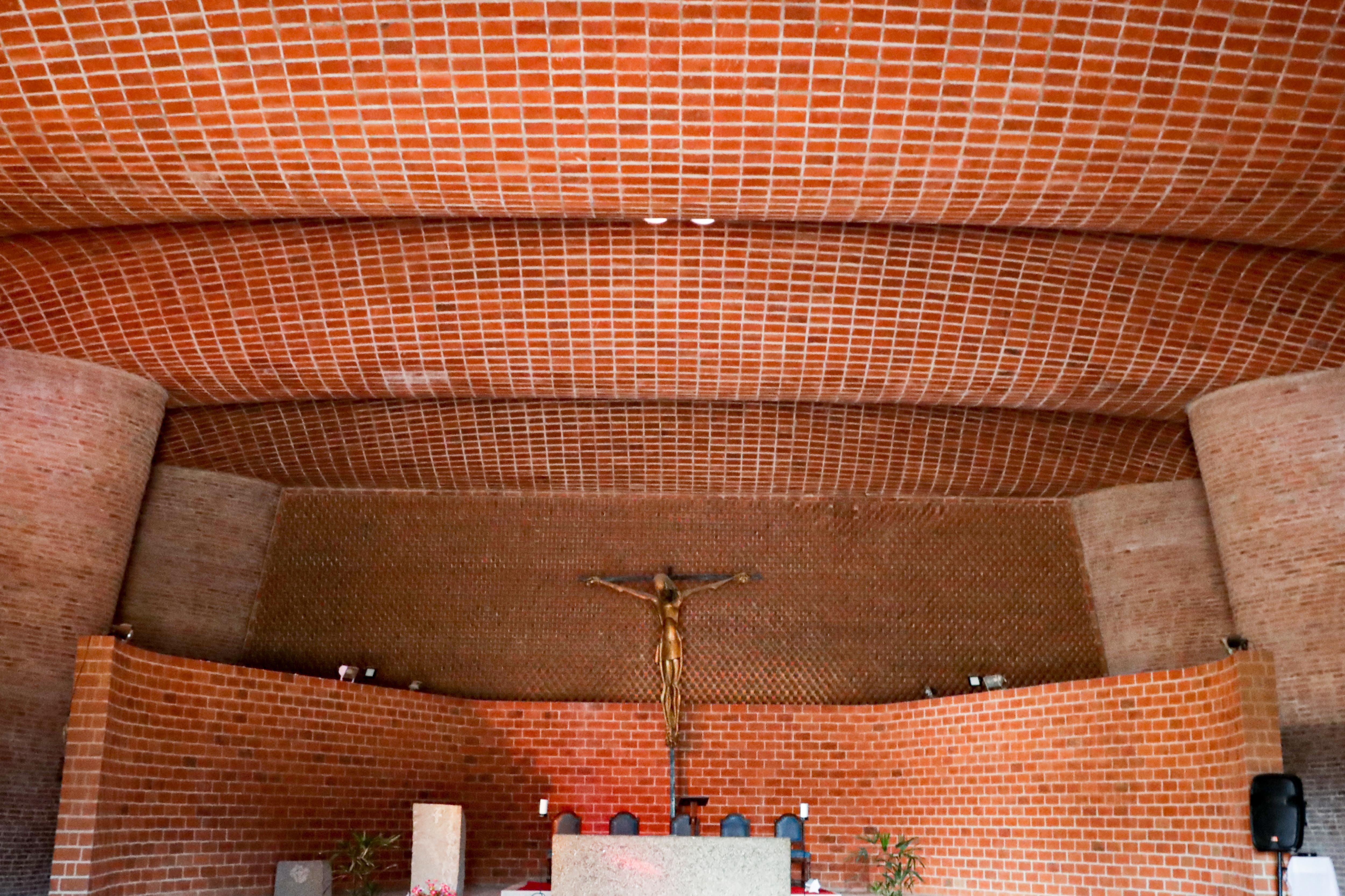 Eladio Dieste, el artista uruguayo del ladrillo que se acerca al patrimonio mundial | Cultura | Entretenimiento | El Universo Eladio Dieste, el artista uruguayo del ladrillo que se acerca al patrimonio mundial | Cultura | Entretenimiento | El Universo