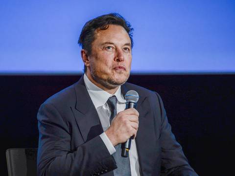 Elon Musk comenzará a poner implantes en el cerebro humano en 6 meses