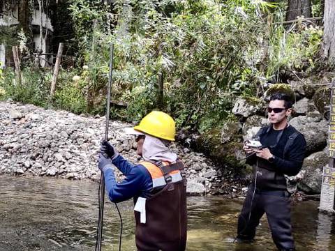 Debido a estiaje en ríos, en Cuenca se pide ‘uso consciente’ del agua