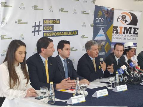 Empresarios presentan recurso legal para frenar consulta popular sobre minería