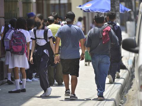 En seis sectores de Guayaquil se ha detectado que estudiantes son víctimas de cobro de ‘vacunas’ extorsivas