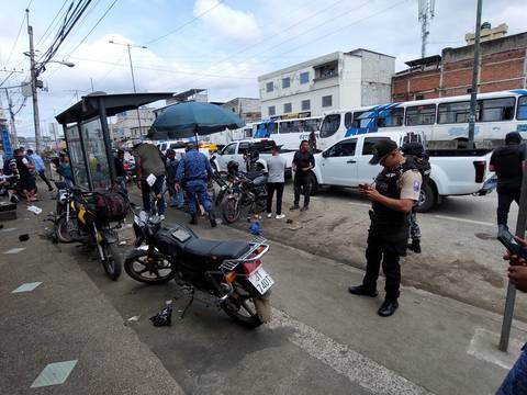 Clausuran talleres de motos que operan sin permisos o documentos en regla en Nueva Prosperina