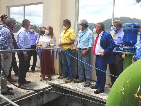 Contraloría auditará contratos de la construcción del sistema de agua potable para Esmeraldas