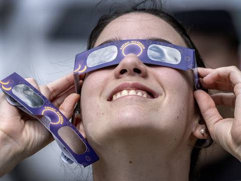 ‘Me duelen los ojos’: Google registra un aumento de búsquedas sobre lesiones oculares tras el eclipse solar