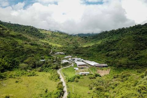 Proyecto minero Cascabel avanza en Ibarra: autoridades y representantes de SolGold dialogan sobre economía local y futuras regalías