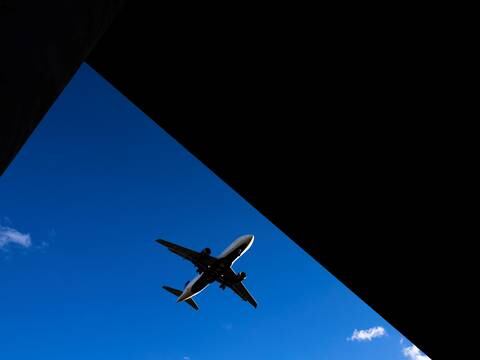 Rumanía se une a los países que cerraron su espacio aéreo a todos los aviones rusos