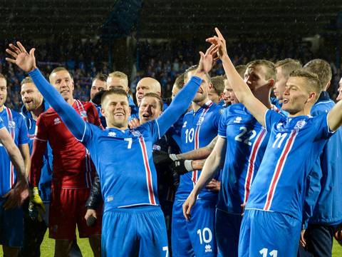 Errea, la marca que viste a la selección de Islandia desde 2002