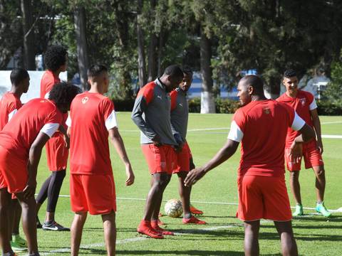 Liga de Quito inicia a ‘paso lento pero firme’