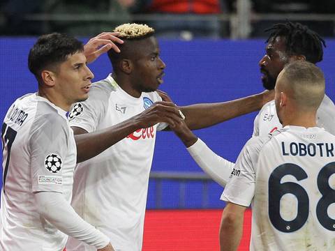 ¡Sorpresa en Alemania! Napoli superó 2-0 al Eintracht Fráncfort por la Champions League