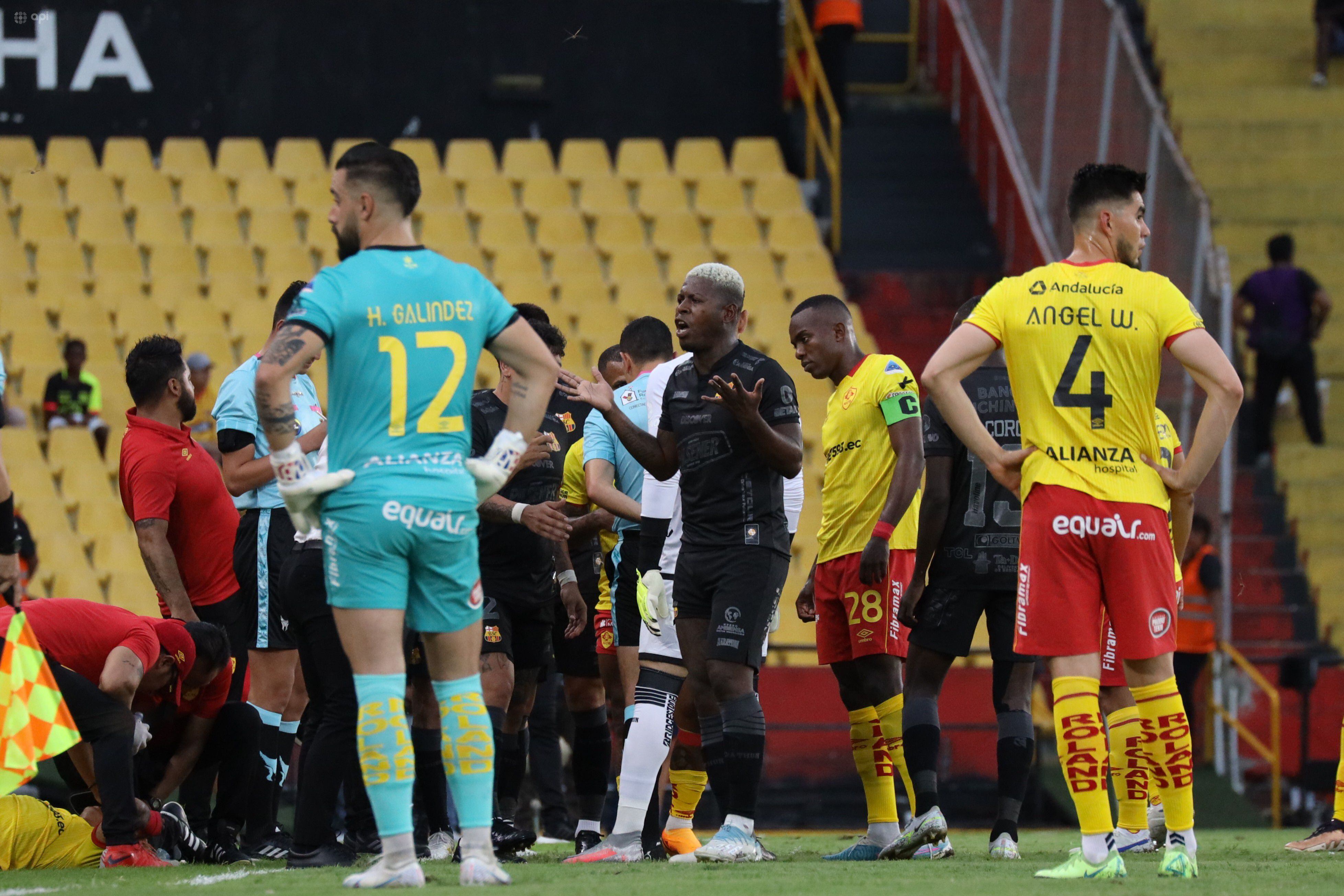 ‘La responsabilidad es mía totalmente, cero excusas’, dice César Farías tras la goleada sufrida con Aucas
