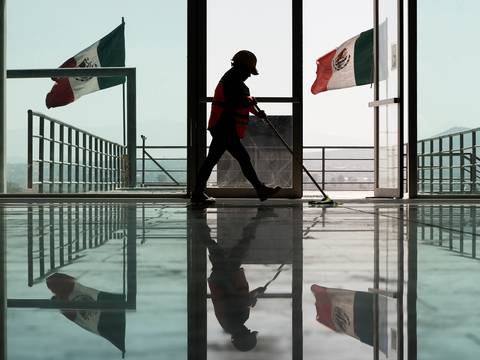 México habilitará desde el martes nuevos turnos para obtener visado para meses de abril, mayo y junio