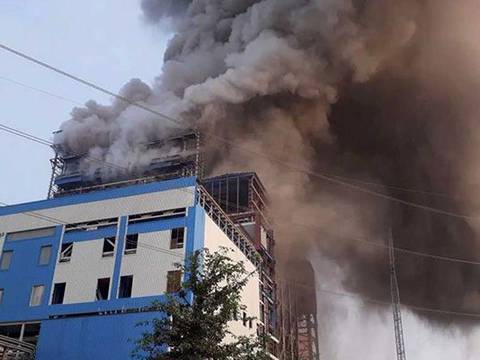 26 muertos en India tras una explosión en planta eléctrica