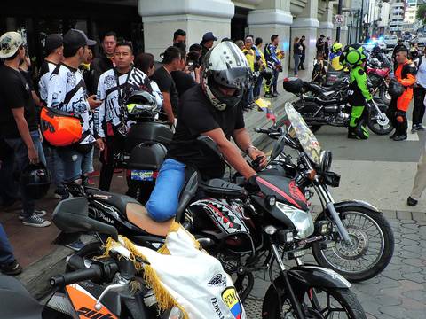 Gremio de motociclistas busca excepción en horario