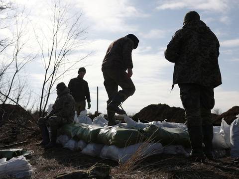 Ejército de Ucrania se retira de Avdiivka tras ofensiva rusa