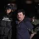 “Lanzaron millones de pétalos desde el cielo”: así fue el día que “El Chapo” Guzmán dejó sin rosas a Sinaloa