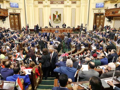 Parlamento egipcio quiere que Al Sisi gobierne hasta 2030