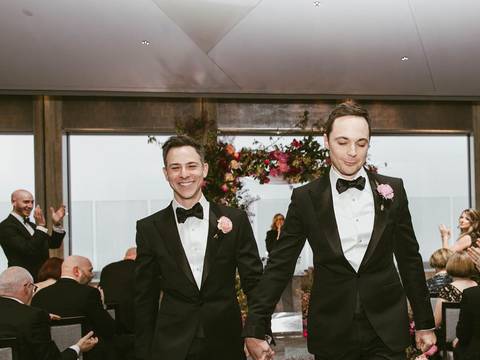 Jim Parsons, de ‘The Big Bang Theory’, se casó con su novio