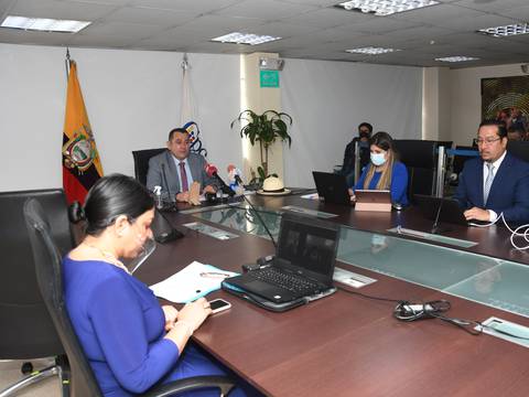 Cuatro vocales del Consejo de Participación Ciudadana remueven a Sofía Almeida de la presidencia y a David Rosero de la vicepresidencia