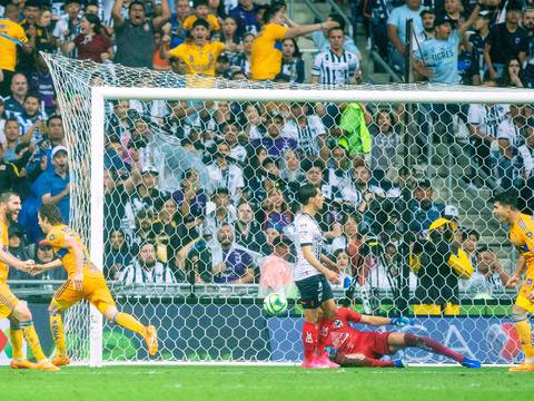 Joao Rojas solo actuó nueve minutos en la eliminación de Monterrey ante su eterno rival, Tigres, en la semifinal del Clausura de México