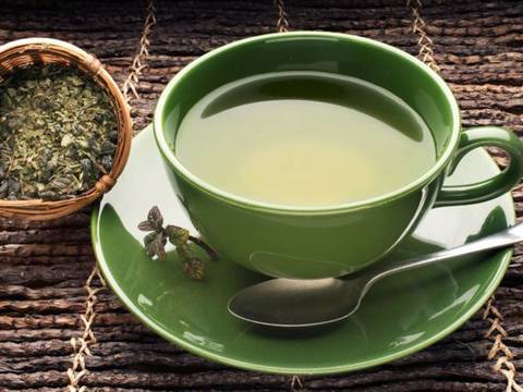 Quién fue Michiyo Tsujimura, la innovadora científica japonesa que descubrió los componentes nutritivos del té verde