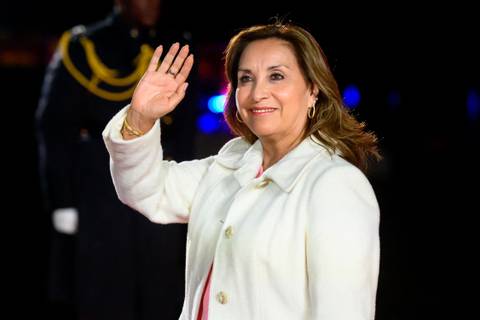 Congreso de Perú rechaza dos pedidos para destituir a presidenta Dina Boluarte