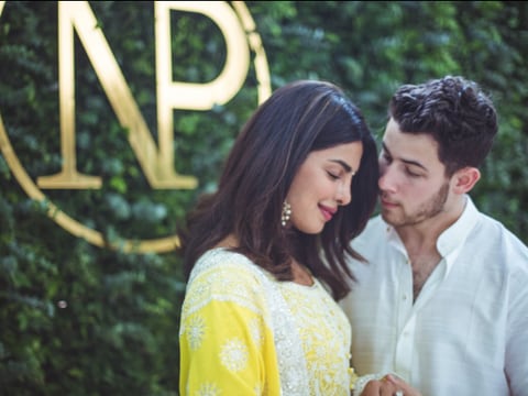 Nick Jonas confirmó su compromiso con la estrella india Priyanka Chopra