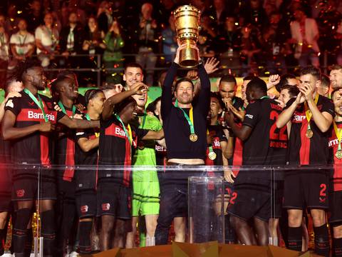 ¡Piero Hincapié y el Bayer Leverkusen vuelven a ser campeones! superaron 1-0 al FC Kaiserslautern en la final de la Copa de Alemania