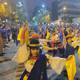 La Mascarada Nocturna recorrió las calles de Quito y encendió el ambiente festivo
