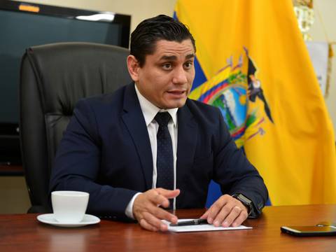 Ibáñez, tras dejar Secretaría del Deporte, busca presidir Fedeguayas