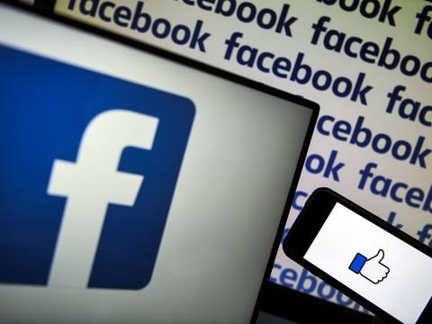 Facebook elimina red de comportamiento malicioso que se reactivaba en elecciones de varios países, entre ellos Ecuador, que involucra a exfuncionarios del correísmo