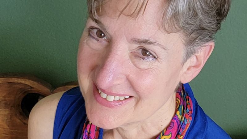 La increíble historia de Ana Montes, la “reina de Cuba” que durante años pasó información clasificada de EE.UU. al gobierno de Fidel Castro