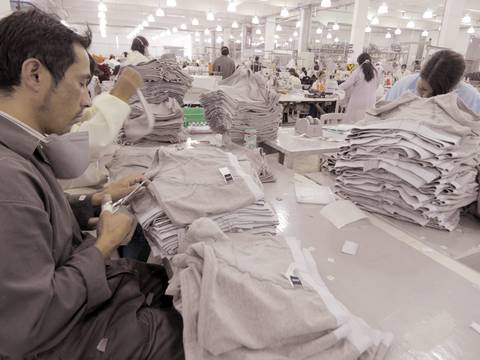 Textiles Pinto llega a 100 años con imagen renovada