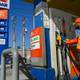 Gasolineras amanecieron con precio reducido en diésel y gasolina, consumidores tienen opiniones contrapuestas