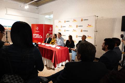 Alcalde de Cuenca invita a capitales a invertir en un nuevo estadio para la capital azuaya