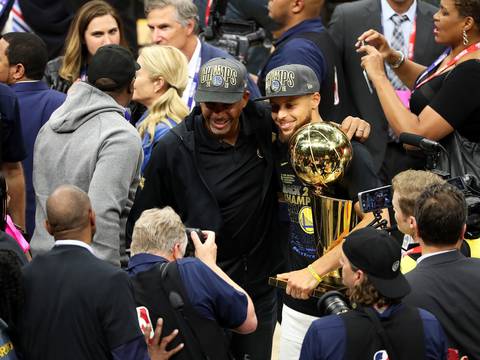 Los Golden State Warriors se coronaron campeones de la NBA por tercera vez en cuatro años