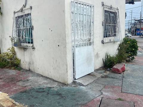 Antisociales con fusiles balearon a 10 personas en la isla Trinitaria, en medio de una celebración