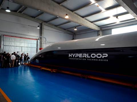 Virgin Hyperloop realiza primera prueba con pasajeros de su tren ultrarrápido